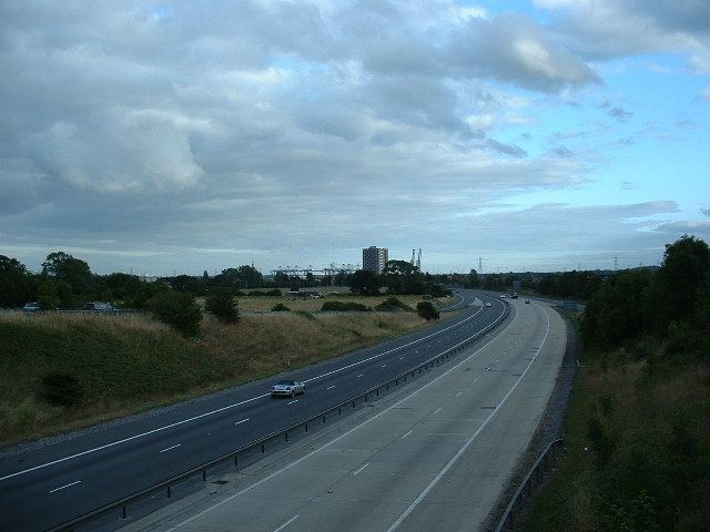 M271 motorway