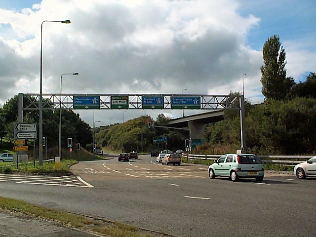 M606 motorway