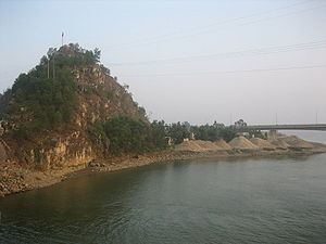 Ma River httpsuploadwikimediaorgwikipediacommonsthu