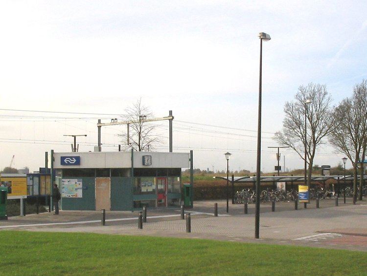 Maassluis West railway station