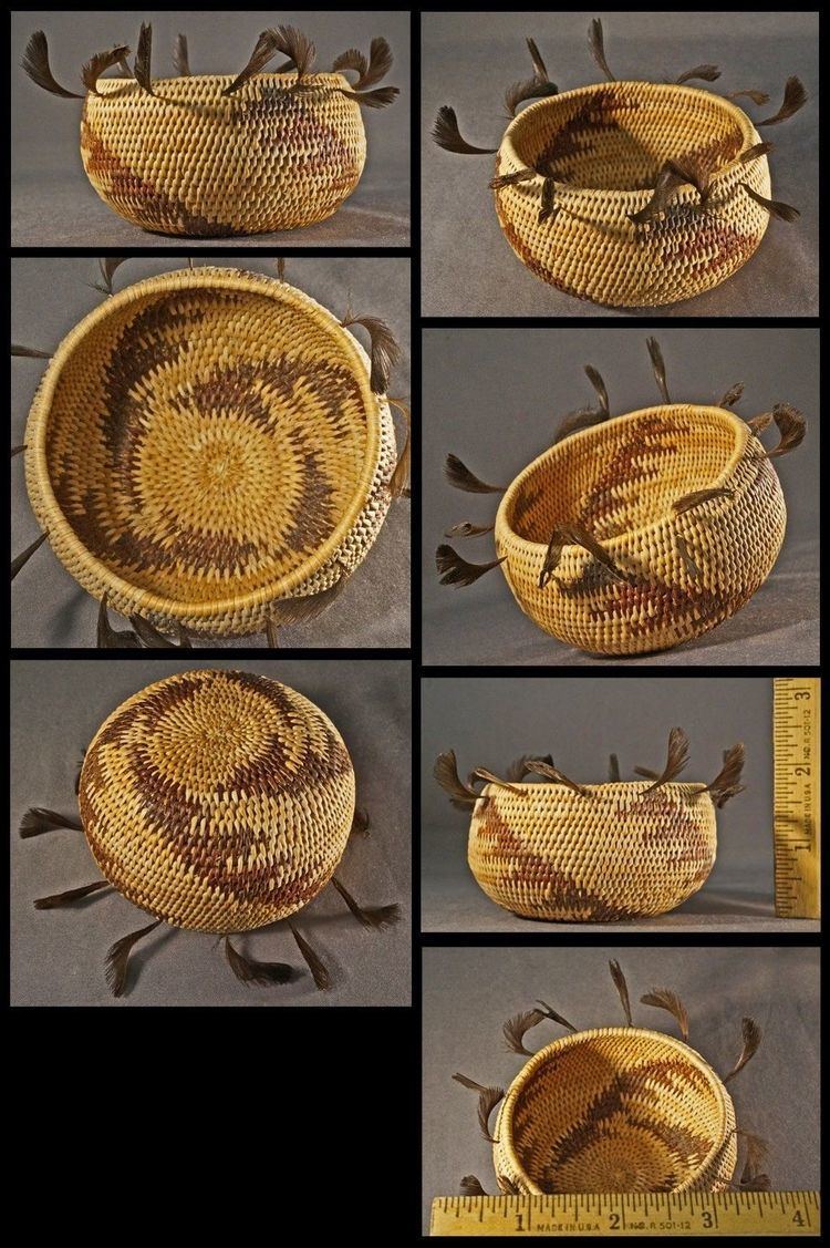 Mabel McKay Authentic Mabel McKay Pomo Indian Basket Chevron Pattern Feathers