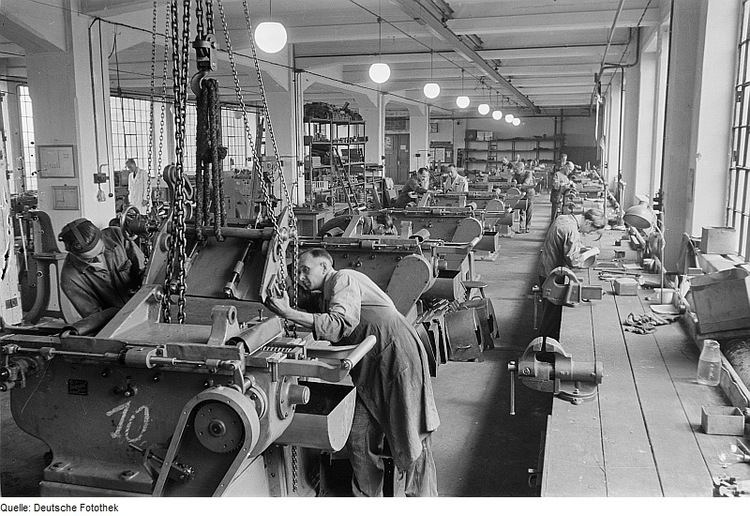 Machine factory