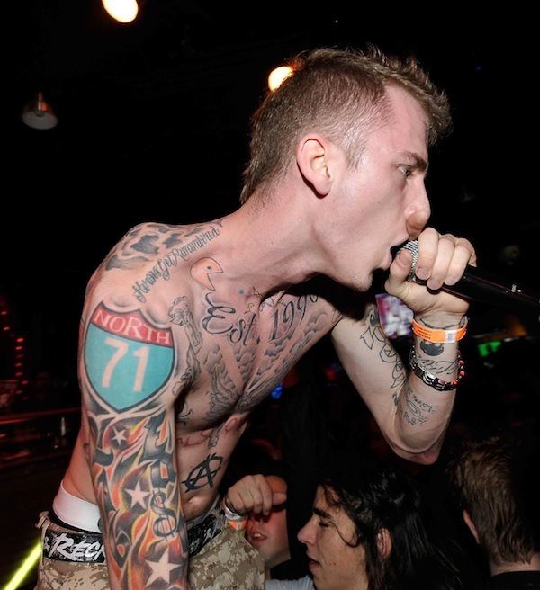 Machine Gun Kelly (rapper) Rapper Machine Gun Kelly Quotes QuotesGram