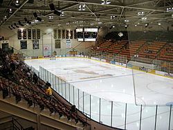 MacInnes Student Ice Arena httpsuploadwikimediaorgwikipediacommonsthu