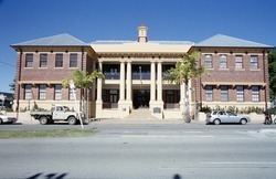 Mackay Court House and Police Station httpsuploadwikimediaorgwikipediacommonsthu