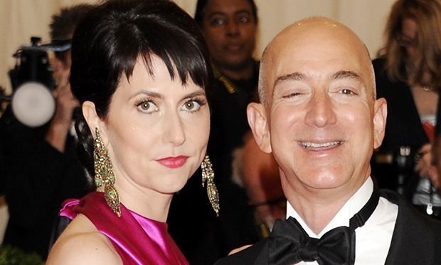 MacKenzie Bezos Is MacKenzie Bezos39s onestar Amazon review part of a