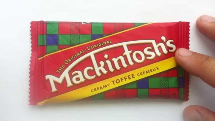 Mackintosh's Toffee Mackintosh39s Creamy Toffee review YouTube