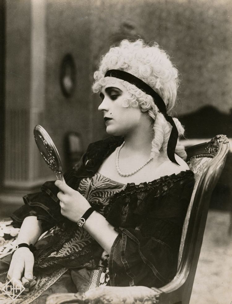 Madame DuBarry (1919 film) torontofilmsocietyorgfiles201610Passion6jpg