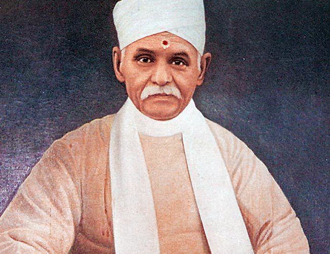 Madan Mohan Malaviya Madan Mohan Malaviyas family receives Bharat Ratna award India