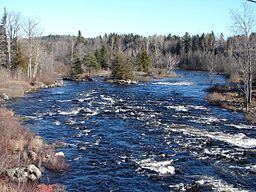 Madawaska River (Ontario) httpsuploadwikimediaorgwikipediacommonsthu