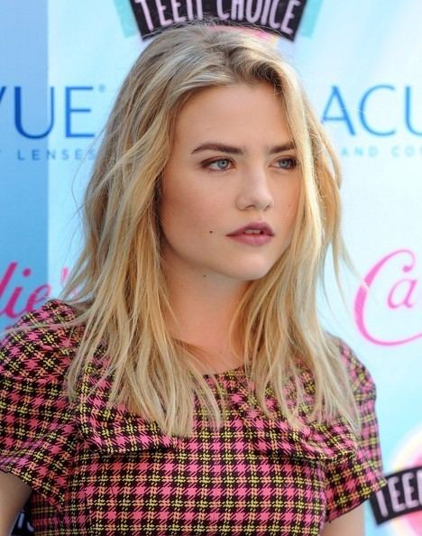 Maddie Hasson Maddie Hasson Photos Arrivals at the Teen Choice Awards