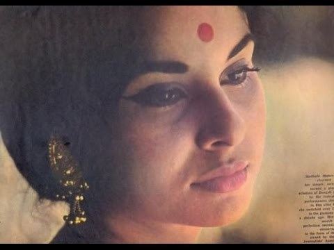 Madhabi Mukherjee Bengali Actress Madhabi Mukherjee Biography YouTube