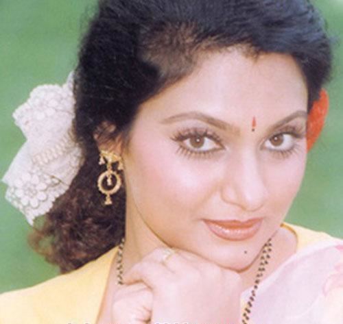 Madhavi (actress) 14th SEPTEMBER MADHAVI BORN HYDERABAD TELANGANA Film Bio