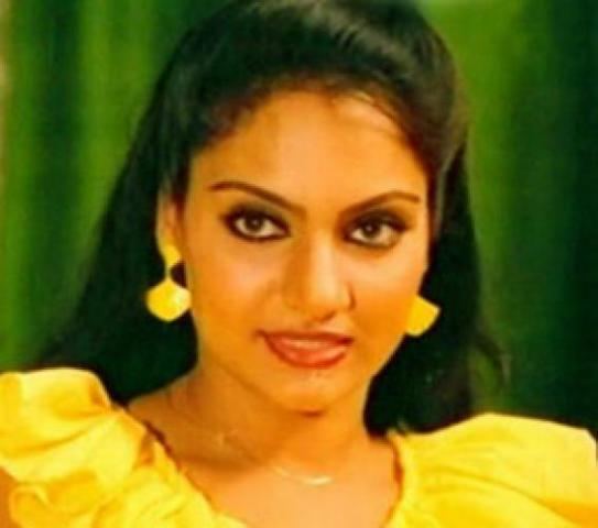 Madhavi (actress) chilokacomiimadmadhavi4jpg