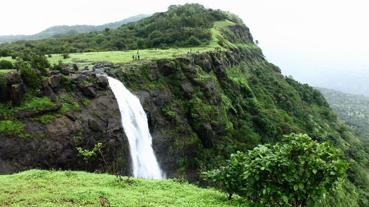 Madhe Ghat Madhe Ghat Waterfall Pune Trek Itinerary Tripoto