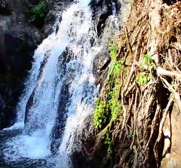 Mae Koeng Waterfalls