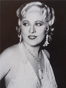 Mae West httpsuploadwikimediaorgwikipediacommonsthu