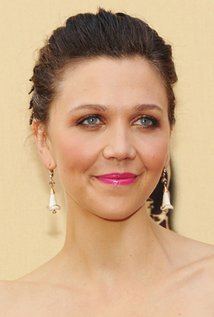 Maggie Gyllenhaal iamediaimdbcomimagesMMV5BMTM1MjY3NzA4NF5BMl5