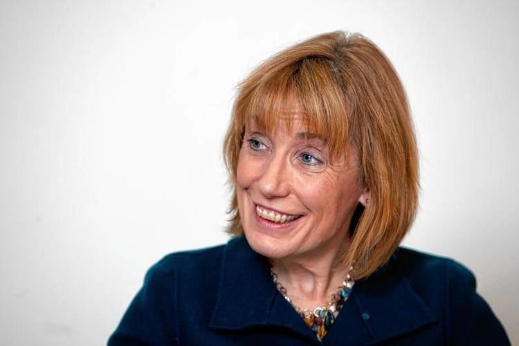 Maggie Hassan Democrats Get Their Candidate As Gov Maggie Hassan Will