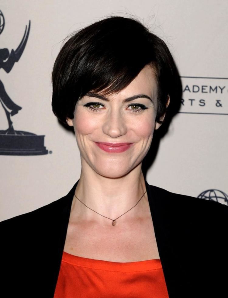 Maggie Siff Sons of Anarchy39 star Maggie Siff pregnant with first