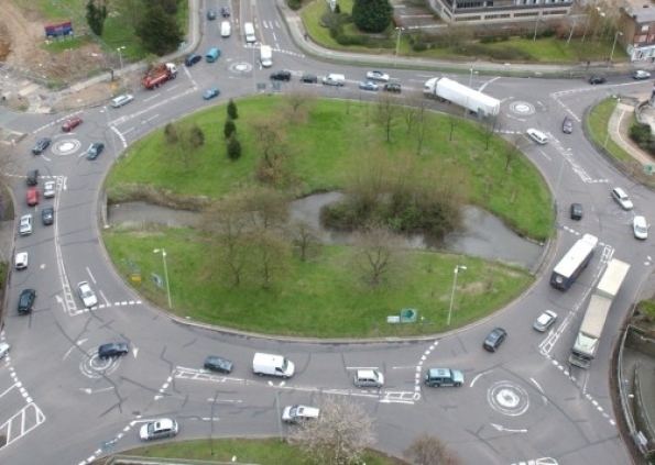 Magic Roundabout (Hemel Hempstead) The Magic Roundabout Hemel Hempstead 6 roads 6 roundabouts