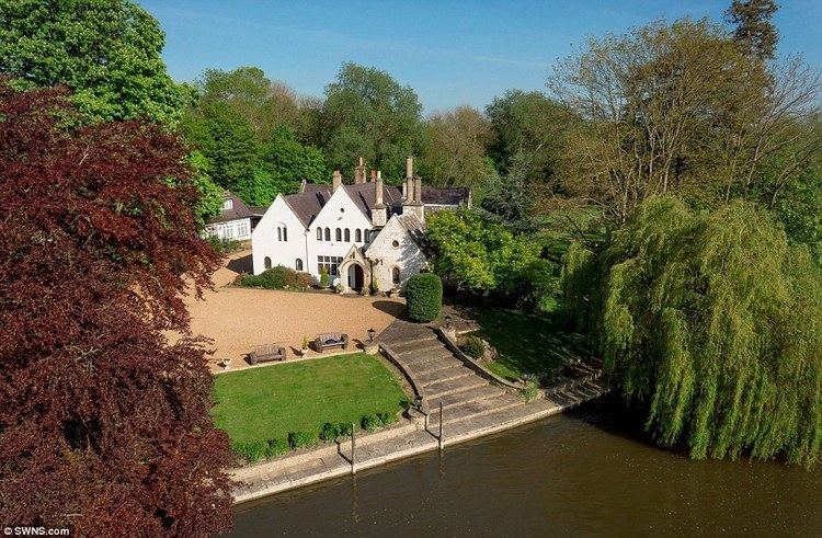 Magna Carta Island Fancy living on your own private island in Berkshire Historic