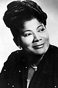 Mahalia Jackson image2findagravecomphotos200720053511849531