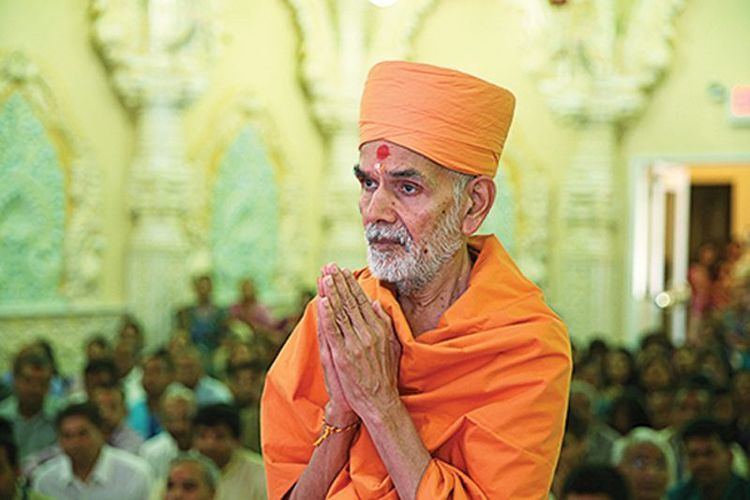 Mahant Swami Maharaj Mahant Swami succeeds as BAPS spiritual guru