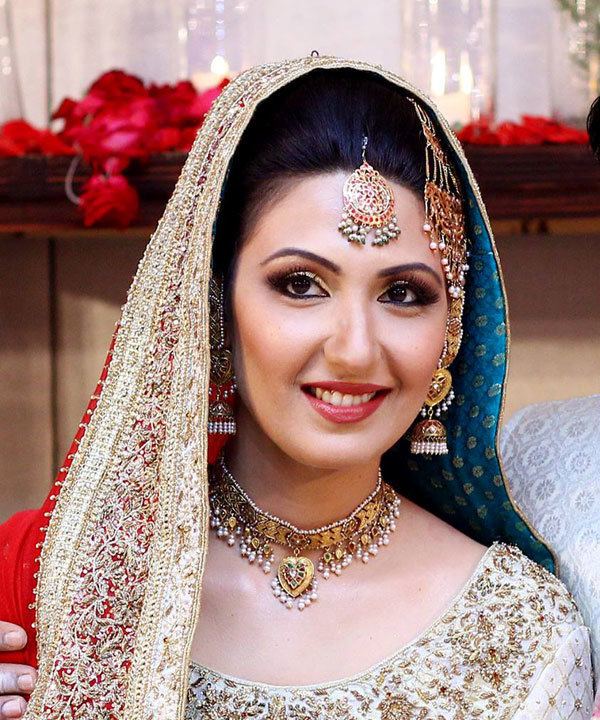 Maheen Rizvi Pakistani actress Maheen Rizvi ties knot with Rehman Ray