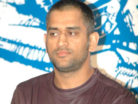 Mahendra Singh Dhoni (Cricketer) in the past