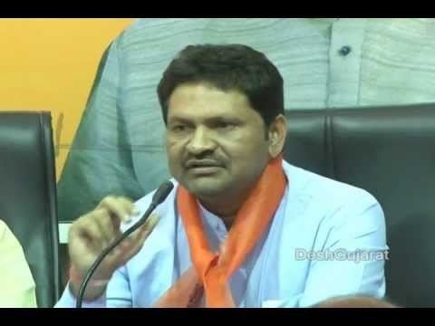 Mahendrasinh Rana Gandhinagar Congress Mayor Mahendrasinh Rana and others join BJP