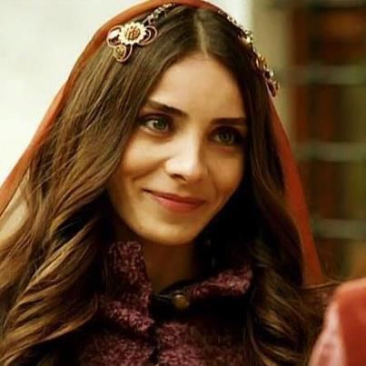Meryem Uzerli as Mahidevran in a Turkish series "Muhtesem Yuzyil"
