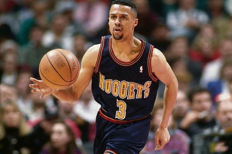 Mahmoud Abdul-Rauf Mahmoud AbdulRauf Sometimes you have to sit to make a stand