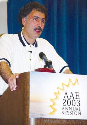 Mahmoud Torabinejad Mahmoud Torabinejad most cited endodontic journal author School