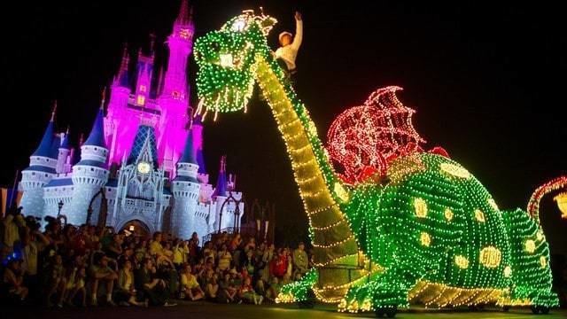 Main Street Electrical Parade The Complete History of Disney39s Main Street Electrical Parade WDW