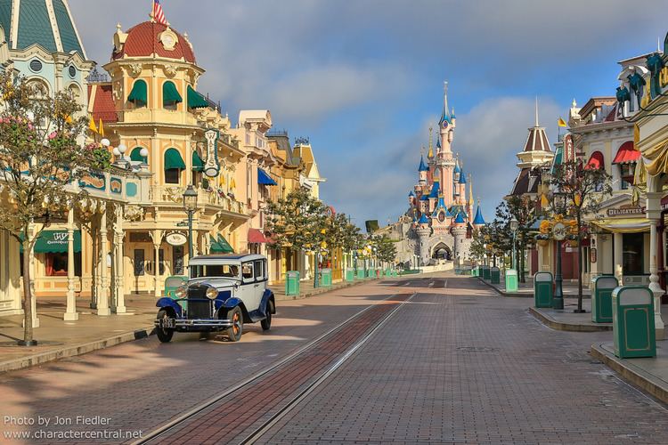 Main Street, U.S.A. Main Street USA at Disney Character Central