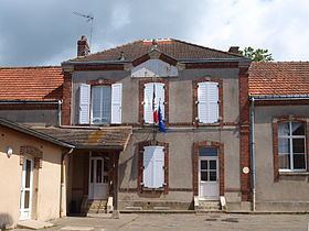 Maisons, Eure-et-Loir httpsuploadwikimediaorgwikipediacommonsthu