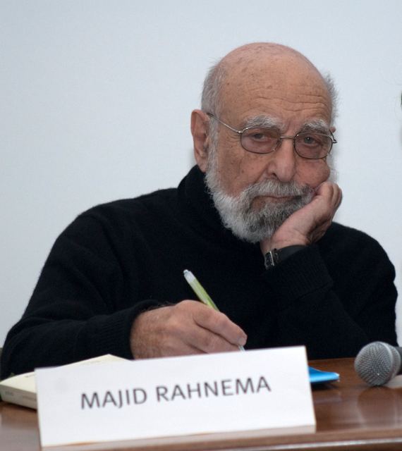 Majid Rahnema AgorScuola del Sociale 2009 2013 Un bilancio L