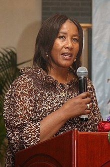 Makaziwe Mandela httpsuploadwikimediaorgwikipediacommonsthu