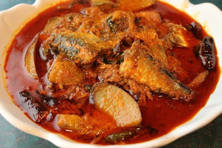 Malabar Matthi Curry Mathi Thengapal Curry Sardine in Coconut Milk YouTube