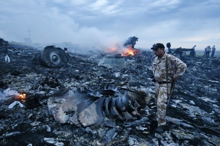 Malaysia Airlines Flight 17 5 Things to Know on Malaysia Airlines Flight 17 Briefly WSJ