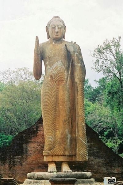 Maligawila Maligawila Buddha Statue