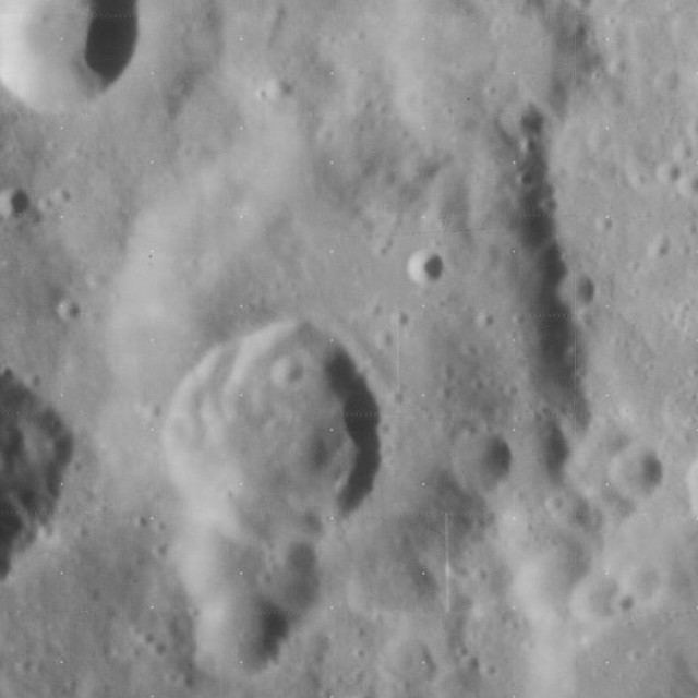Mallet (crater)