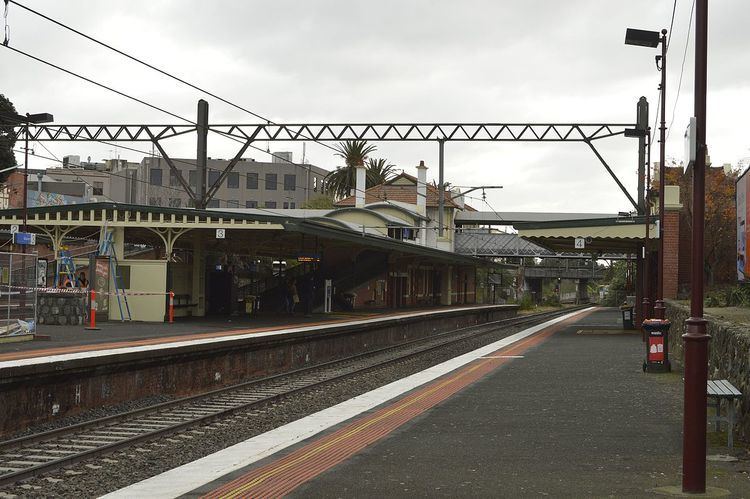 Malvern railway station, Melbourne