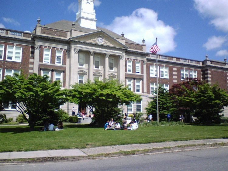 Mamaroneck High School Six degrees of Mamaroneck High School