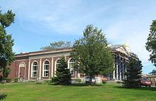 Mamaroneck High School httpsuploadwikimediaorgwikipediacommonsthu