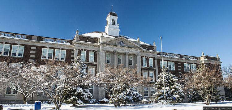 Mamaroneck High School Mamaroneck High School Mamaroneck High School in Mamaronec Flickr