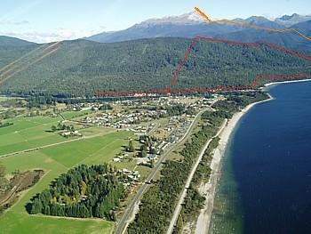 Manapouri wwwfish4uconzImagesManapouri20from20air2jpg