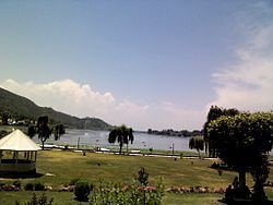 Manasbal Lake httpsuploadwikimediaorgwikipediacommonsthu