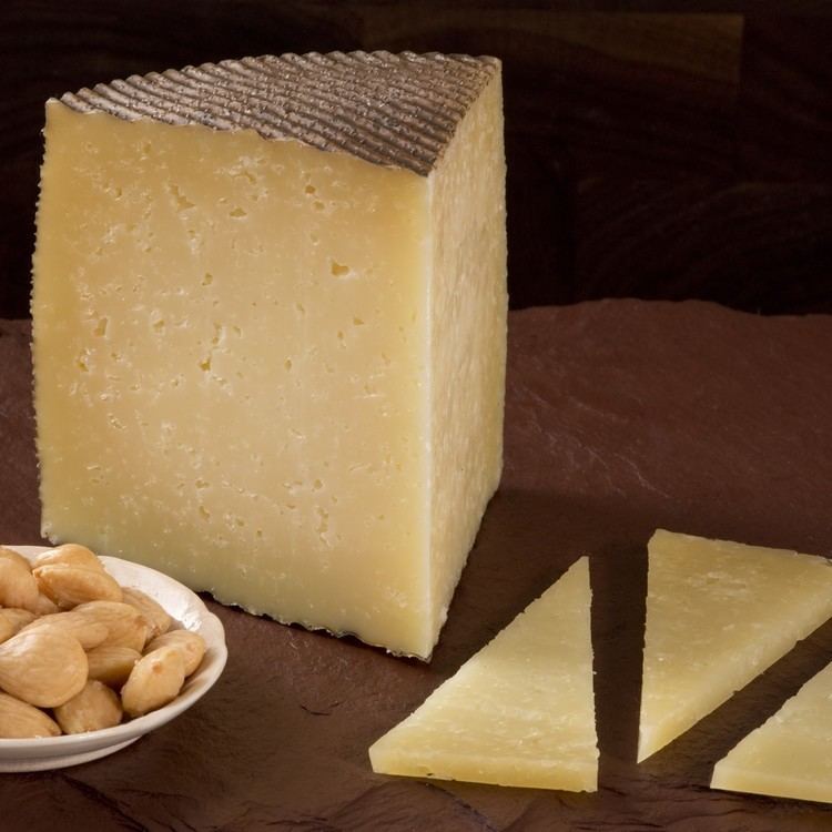 Manchego Manchego cheese Spain39s milky delicacy SpainM Tourist